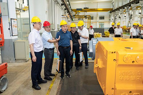 Twin Stars Shine Over the Coal Sea! Chuangli Group Launches Groundbreaking Steep-Gradient Roadheader and High-Speed Shearer --- EBZ280M-2D Roadheader & MG1100/2950-WD Shearer New Product Launch Event (圖8)