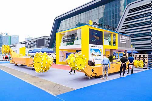 熱烈祝賀上海創(chuàng)力集團(tuán)參展貴州能博會(huì)取得圓滿成功(圖6)