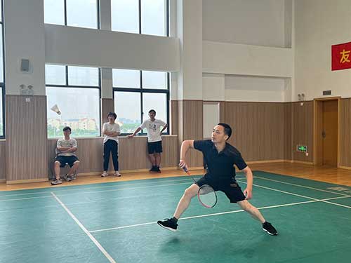上海創(chuàng)力集團(tuán)成功舉辦2023年重固鎮(zhèn)職工羽毛球比賽(圖4)