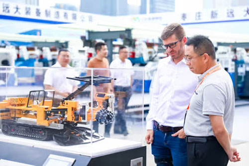 實力彰顯！上海創(chuàng)力集團參展貴州國際能源產(chǎn)業(yè)博覽交易會取得圓滿成功(圖8)