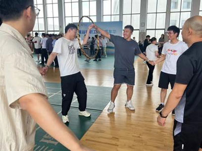 2024年重固鎮(zhèn)職工健康嘉年華圓滿結(jié)束 上海創(chuàng)力集團(tuán)職工代表隊(duì)榮獲團(tuán)體第三名(圖4)